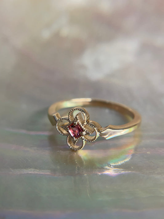 Quatrefoil Ring